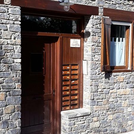Apartament De La Lali Roní מראה חיצוני תמונה