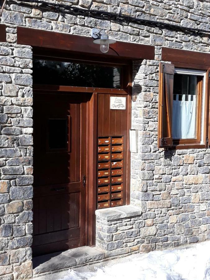 Apartament De La Lali Roní מראה חיצוני תמונה