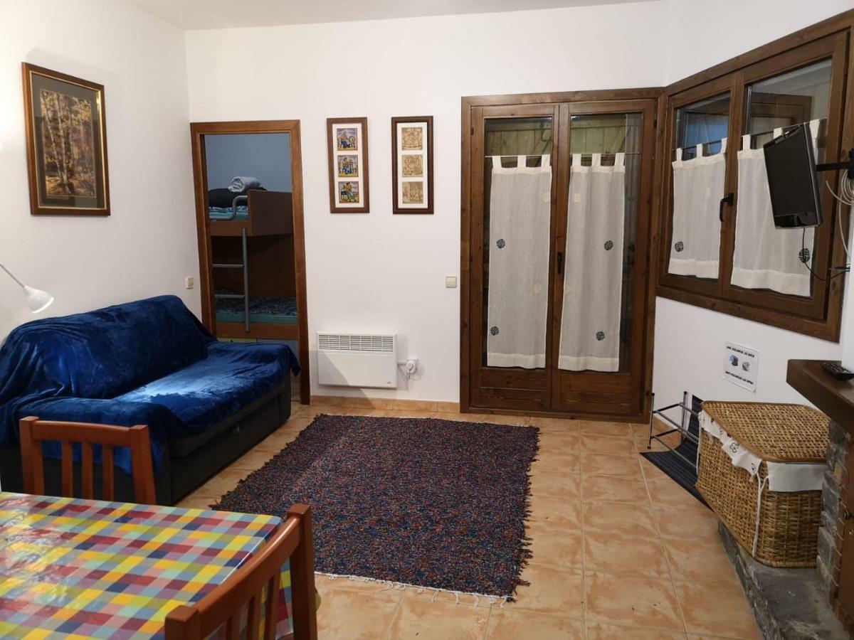 Apartament De La Lali Roní מראה חיצוני תמונה
